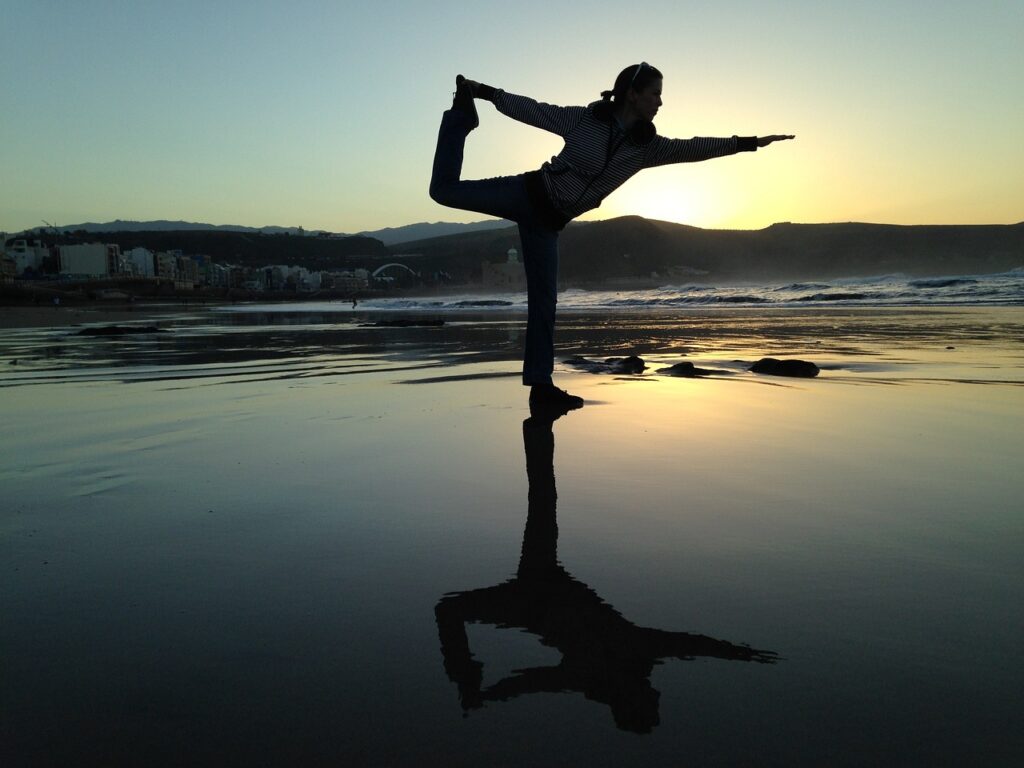 balance, yoga, beach-1107484.jpg